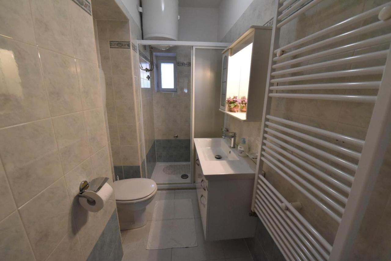 Tar-Vabriga Apartment Nona מראה חיצוני תמונה