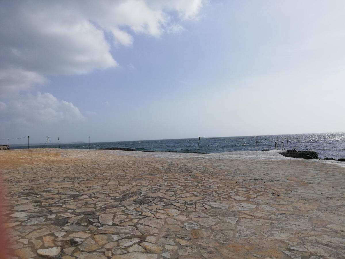 Tar-Vabriga Apartment Nona מראה חיצוני תמונה